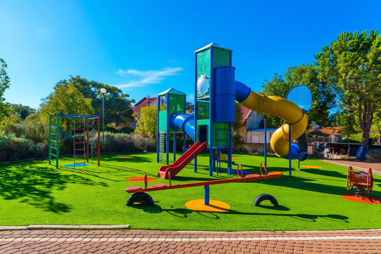 PLAYGROUND TURF